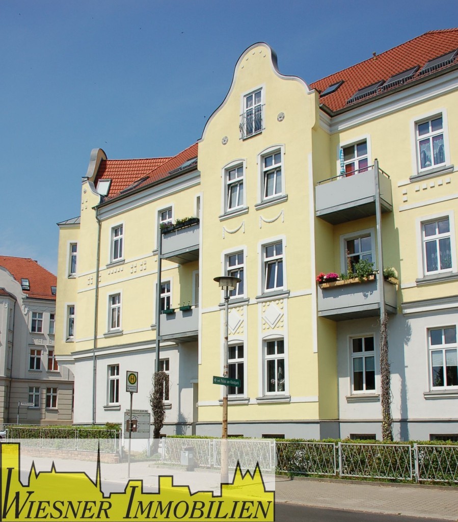 Straßenansicht