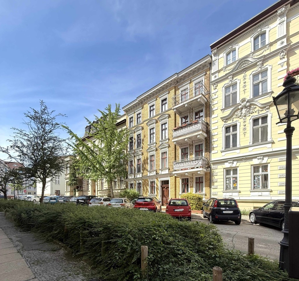 Straßenansicht