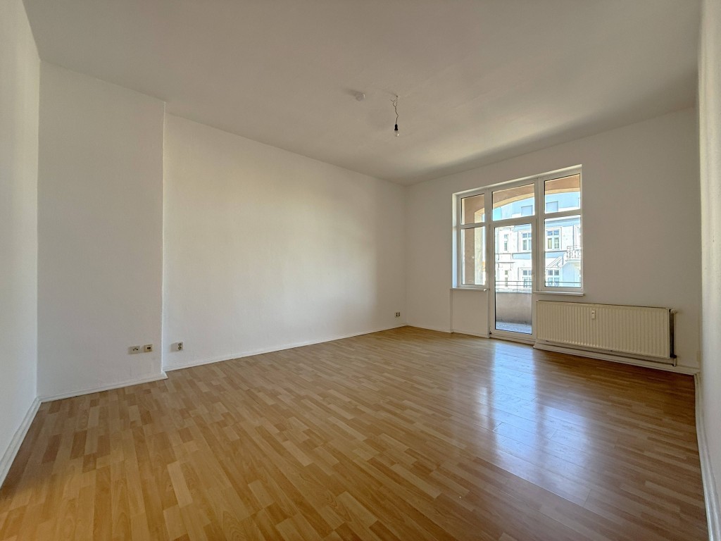 Zimmer 2 mit Balkon