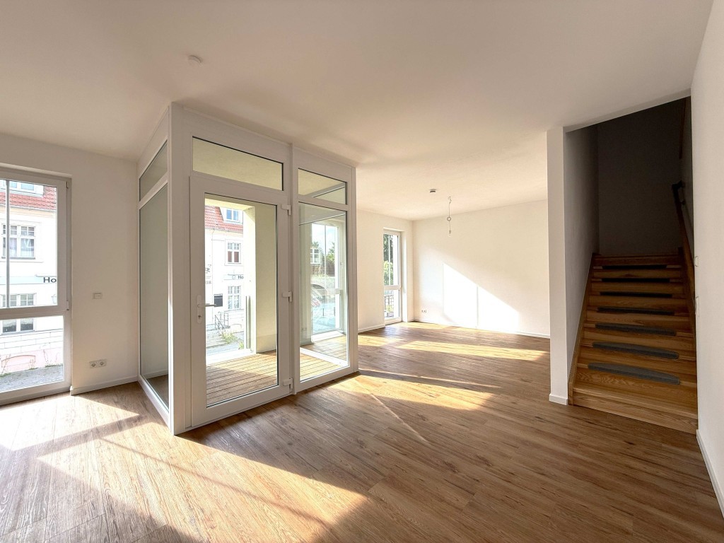 UG: verglaste Loggia